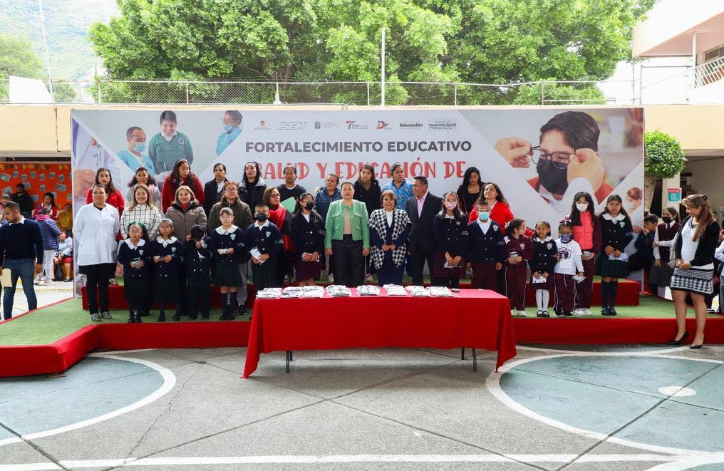 Salud y educación de 10 DIF Tlalnepantla