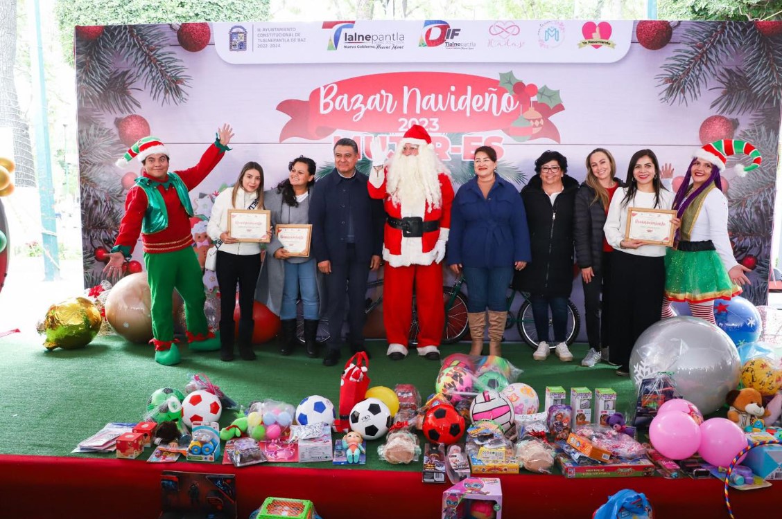 Realizan En Tlalnepantla Bazar Navideño En Apoyo A Mujeres Emprendedoras