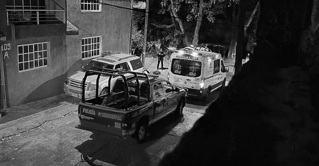 Sujetos Intentan Asaltar A Una Persona, Resulto Ser Policía Y Los Enfrento A Tiros