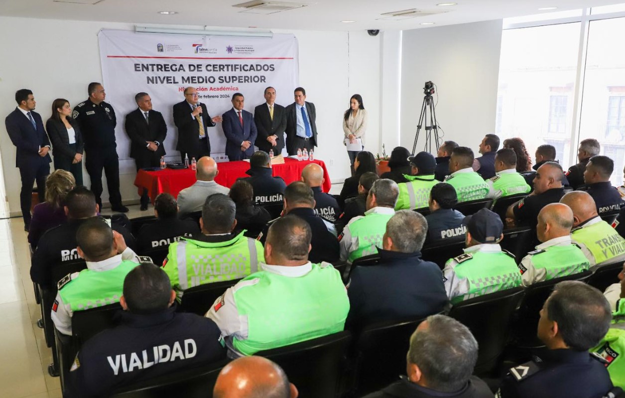 Elementos Policiales Más Preparados: 50 Efectivos De Tlalnepantla Finalizan Sus Estudios De Nivel Medio Superior