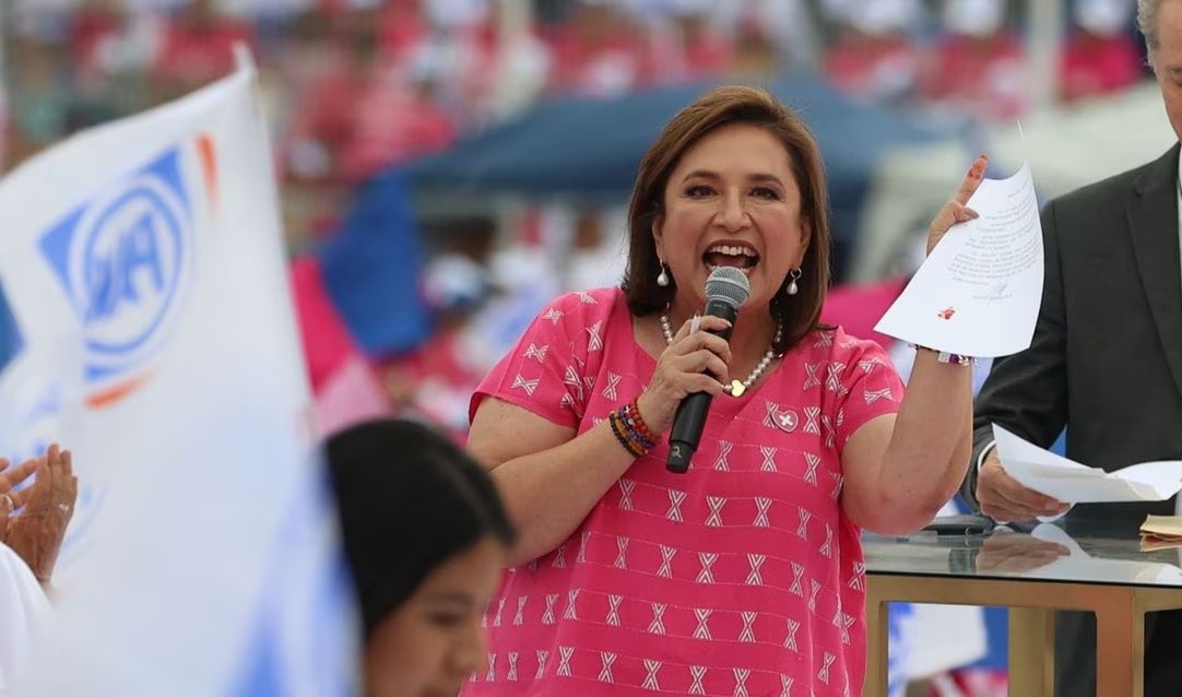Xóchitl Gálvez Hace Un Pacto De Sangre, Y Se Compromete A No Eliminar Programas Sociales