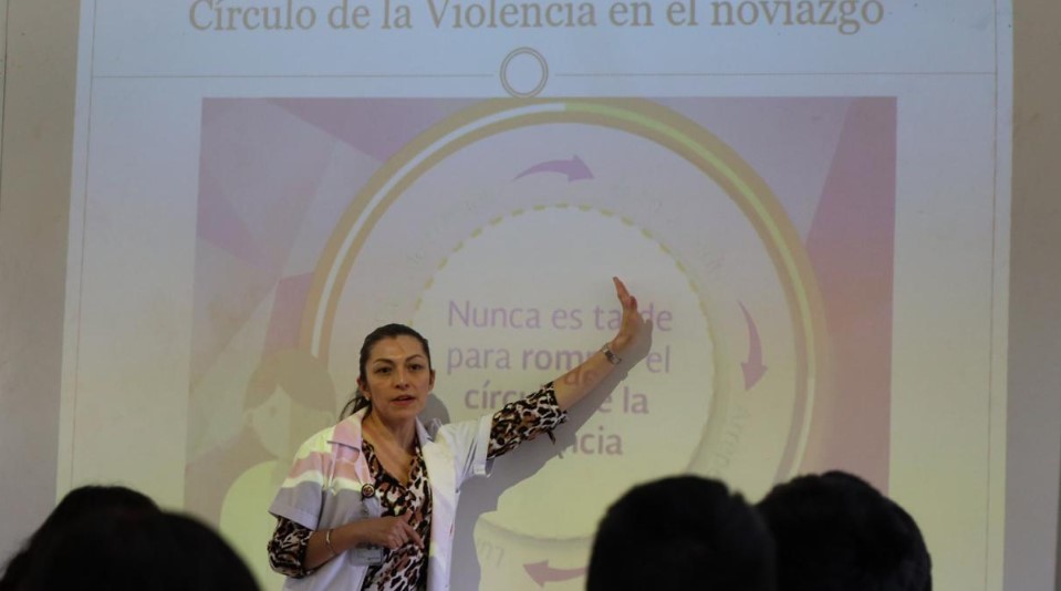 Huixquilucan Brinda Pláticas Para Prevenir La Violencia En El Noviazgo
