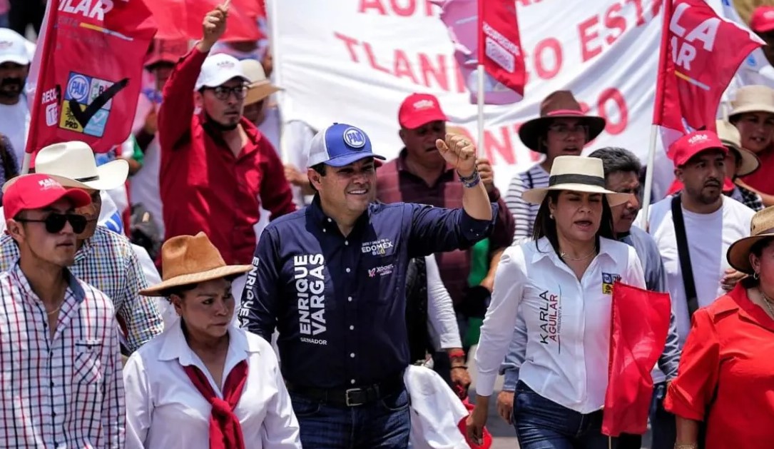 Enrique Vargas Se Reúne Con Productores Agrícolas De Tenango Del Valle; Se Compromete A Regresar Apoyos Al Campo