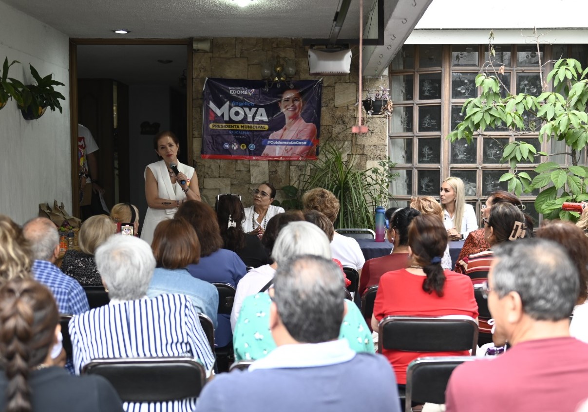Vecinos De Echegaray Apoyan Propuestas De Angélica Moya