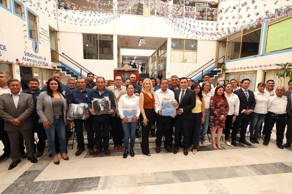 Entrega Huixquilucan Uniformes Para Reforzar Sentido De Identidad De Servidores Públicos