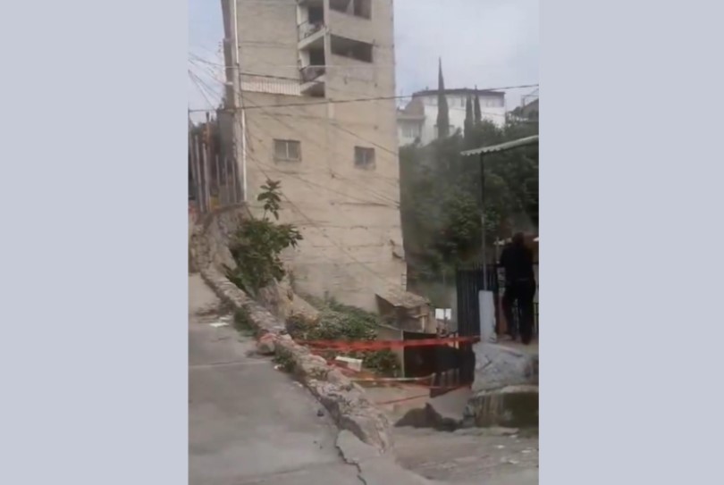 Evacuan A 50 Personas De Una Vivienda En Naucalpan Por Riesgo De Colapso