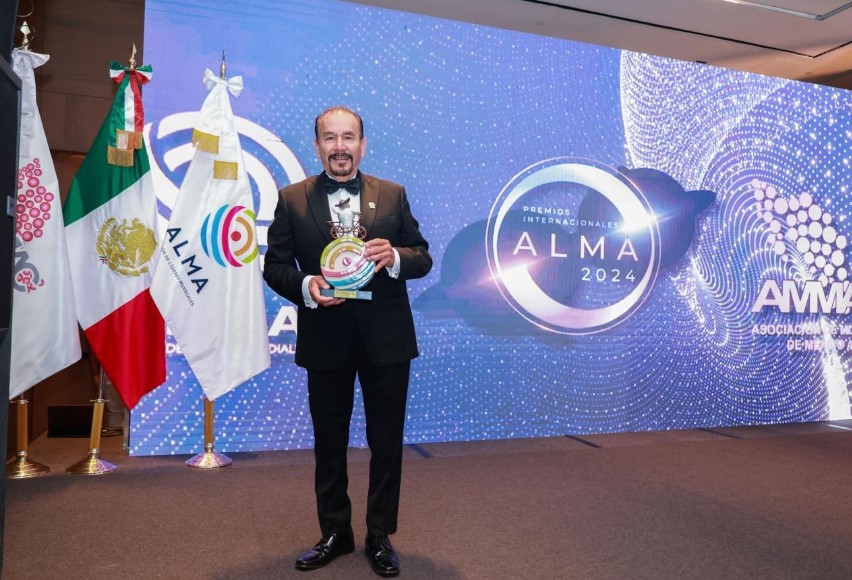 Alcalde De Atizapán Recibe Premio Internacional “Alma” Por La Instalación De 43 Comedores Comunitarios