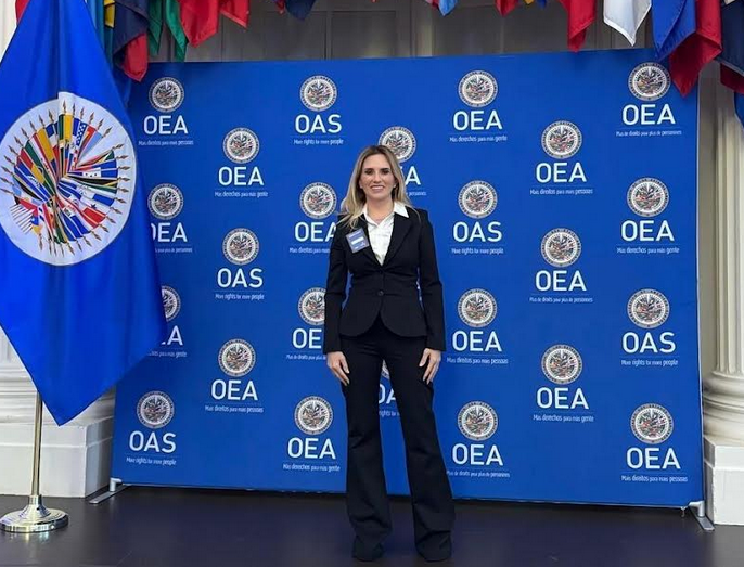 Presenta Romina Contreras El Complejo Rosa Mística Ante La OEA Y Líderes De 34 Países