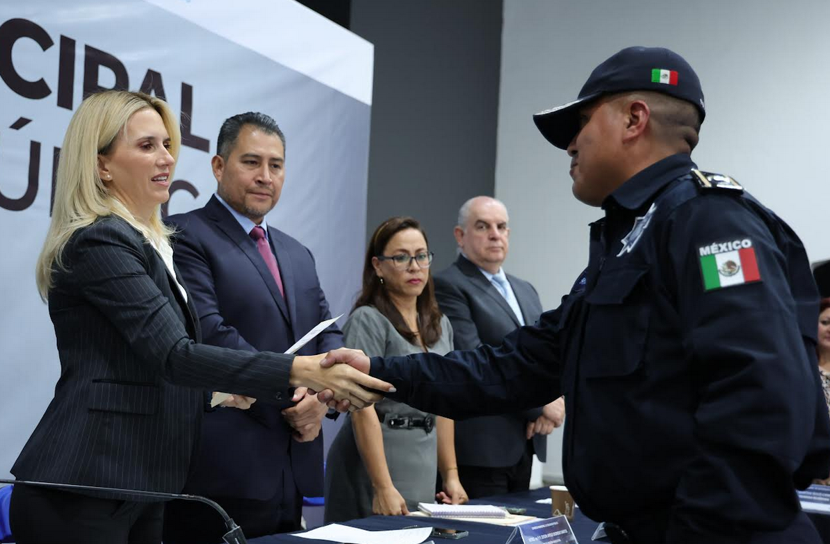 Huixquilucan Cumple Con El 100% De Certificación Policial