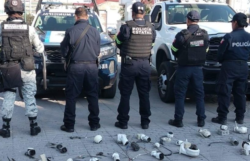 Quitan Cámaras De Vigilancia Ilegales En Diversas Colonias De Naucalpan