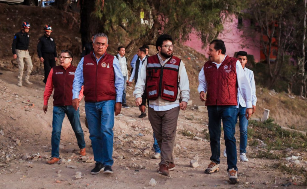 Alcalde De Naucalpan Supervisa Trabajos De Desazolve Que Realiza CONAGUA En La Presa Los Cuartos