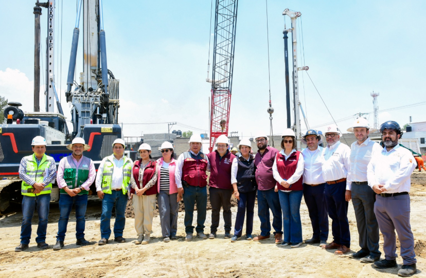 Delfina Gómez Supervisa Obra De La Línea 3 Del Mexicable En Naucalpan