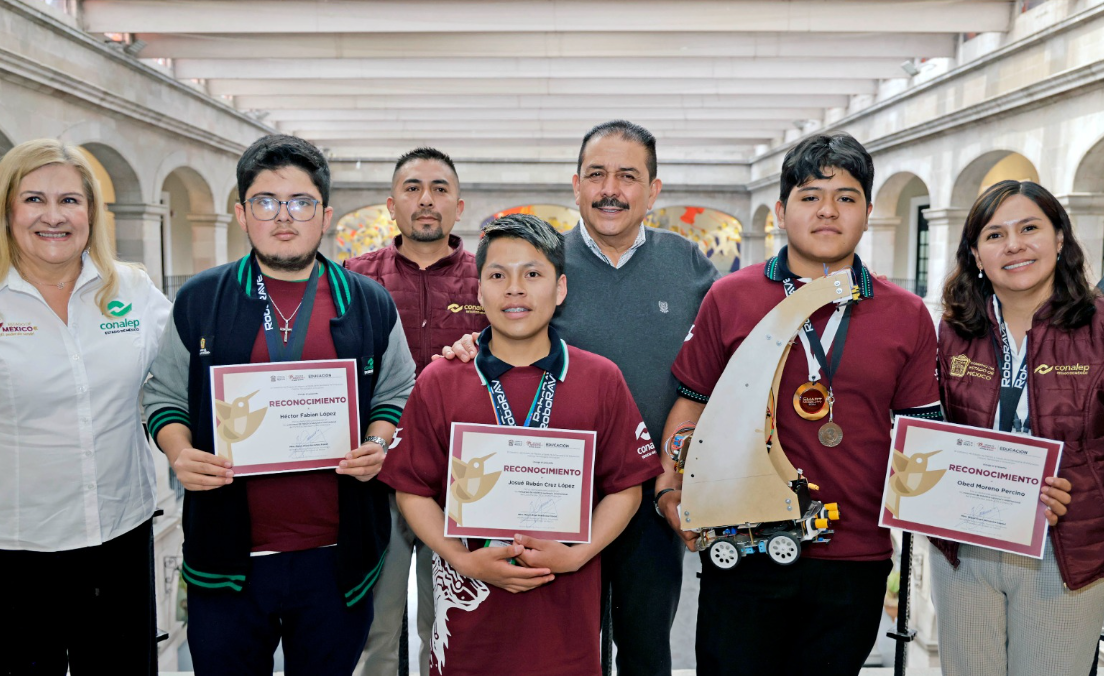 Edomex Reconoce A Estudiantes Del Conalep Por Su Destacada Participación En Competencias Internacionales De Informática Y Robótica