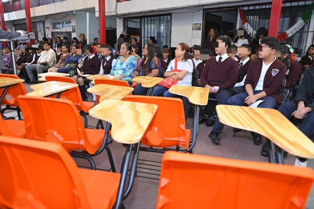 Tlalnepantla Entrega Mobiliario Estudiantil Para Mejorar Las Condiciones De Las Y Los Estudiantes De La Entidad
